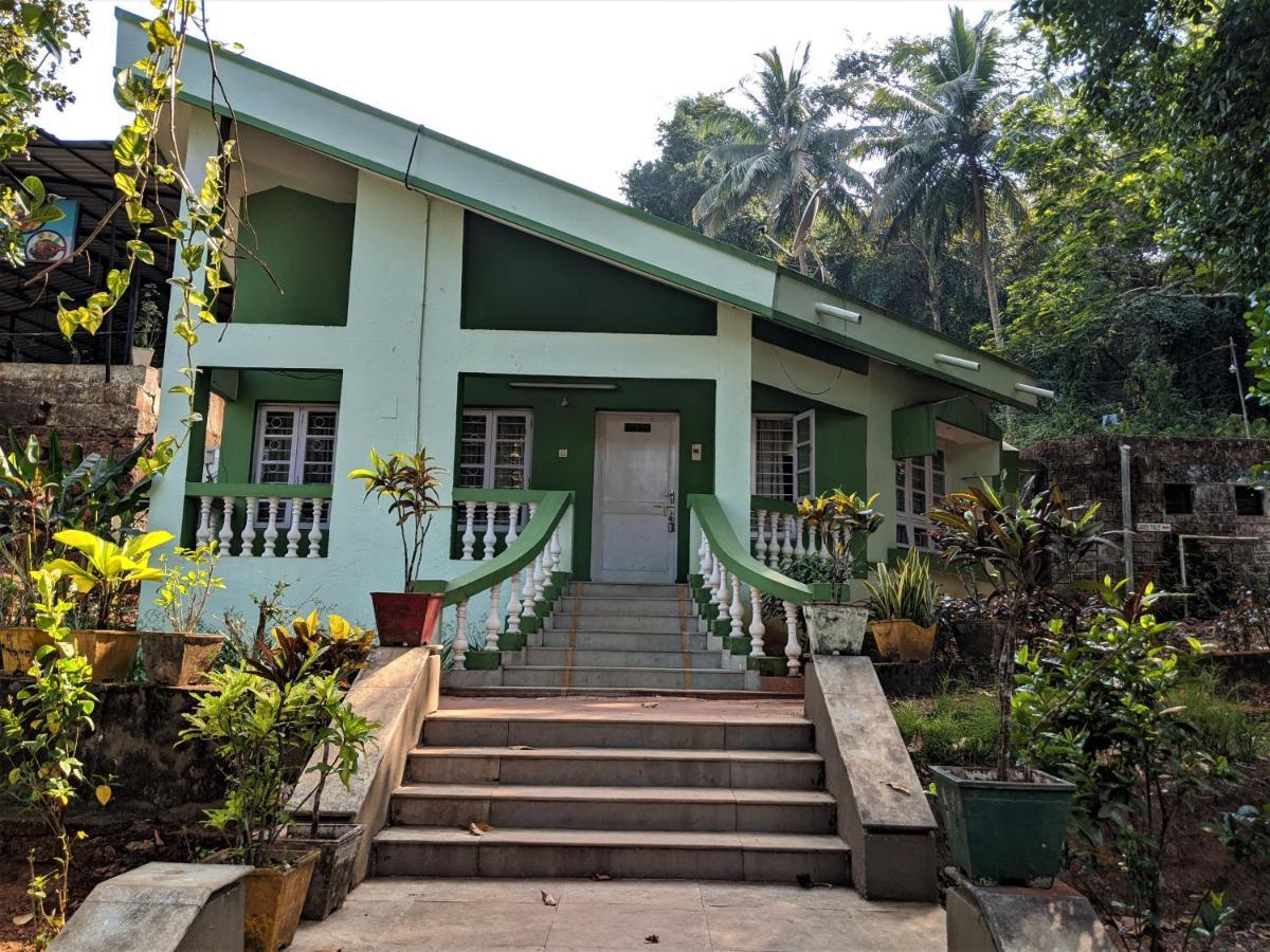 Farmagudi Residency Hotel Donshiwado Buitenkant foto